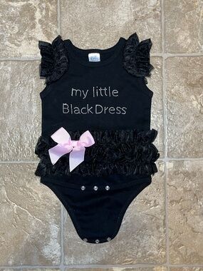 Baby Ganz Ruffled Black Baby Bodysuit with Pink Bow